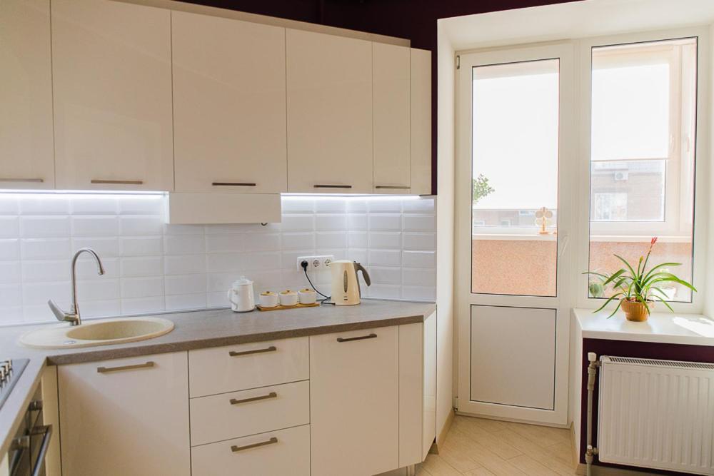 Skandi Apartment Near The Park Irpin Exterior foto